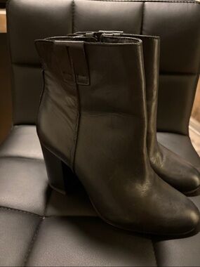Sam Edelman Black Leather Block Heel Ankle Boots
